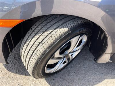 2021 Honda Civic LX - Photo 11 - Phoenix, AZ 85009