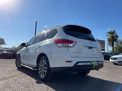 2015 Nissan Pathfinder S   - Photo 3 - Phoenix, AZ 85009