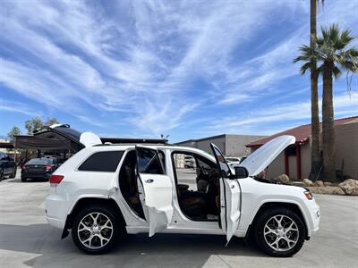 2020 Jeep Grand Cherokee Overland   - Photo 5 - Phoenix, AZ 85009