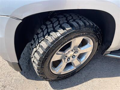 2018 Chevrolet Tahoe Premier   - Photo 12 - Phoenix, AZ 85009