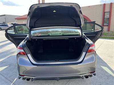 2019 Toyota Camry XSE   - Photo 14 - Phoenix, AZ 85009