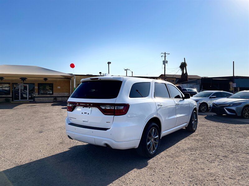 2017 Dodge Durango GT photo 16