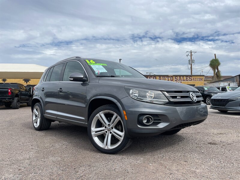 2016 Volkswagen Tiguan 2.0T R-Line  