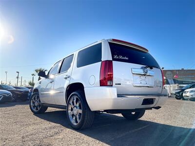 2012 Cadillac Escalade Luxury   - Photo 3 - Phoenix, AZ 85009