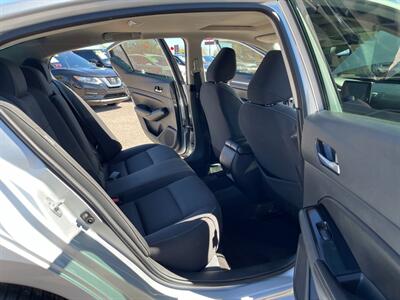 2022 Nissan Altima 2.5 SV   - Photo 8 - Phoenix, AZ 85009