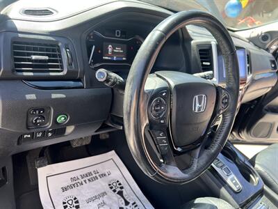 2017 Honda Pilot Touring   - Photo 8 - Phoenix, AZ 85009