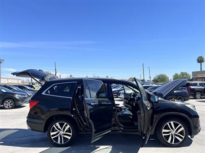 2017 Honda Pilot Touring   - Photo 5 - Phoenix, AZ 85009