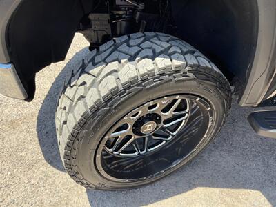 2019 GMC Sierra 1500 SLT - Photo 11 - Phoenix, AZ 85009
