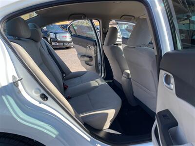 2013 Honda Civic LX - Photo 8 - Phoenix, AZ 85009