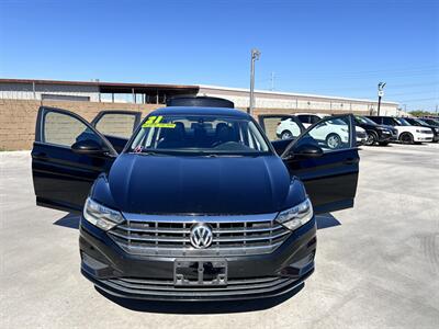2021 Volkswagen Jetta R-Line - Photo 4 - Phoenix, AZ 85009