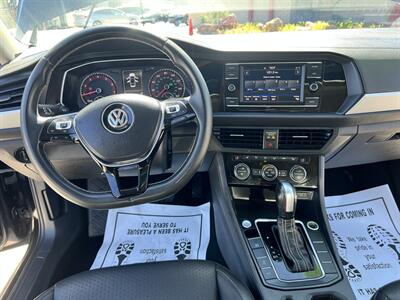 2021 Volkswagen Jetta R-Line - Photo 9 - Phoenix, AZ 85009