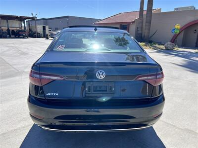2021 Volkswagen Jetta R-Line - Photo 3 - Phoenix, AZ 85009
