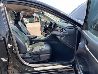 2022 Toyota Camry SE   - Photo 7 - Phoenix, AZ 85009