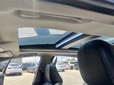 2020 Toyota Camry XSE   - Photo 10 - Phoenix, AZ 85009