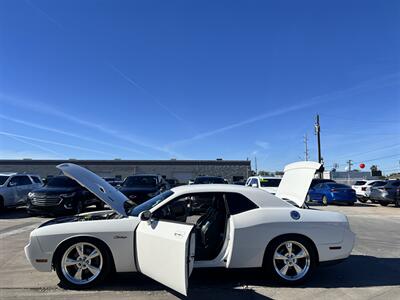2010 Dodge Challenger R/T   - Photo 6 - Phoenix, AZ 85009