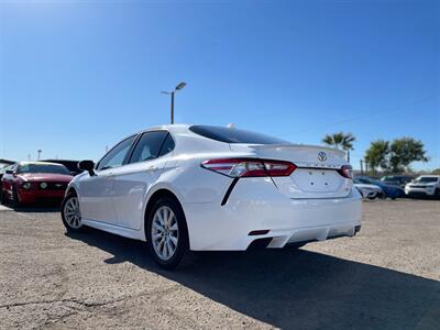 2020 Toyota Camry SE   - Photo 3 - Phoenix, AZ 85009