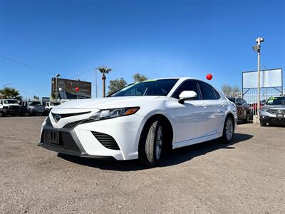 2020 Toyota Camry SE   - Photo 2 - Phoenix, AZ 85009