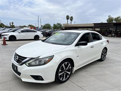 2017 Nissan Altima 2.5 SR - Photo 2 - Phoenix, AZ 85009