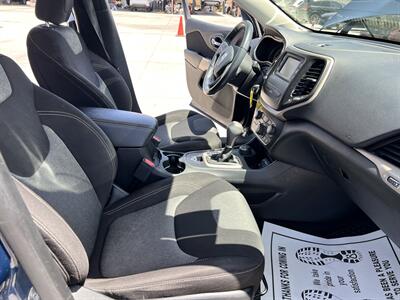 2018 Jeep Cherokee Latitude - Photo 14 - Phoenix, AZ 85009