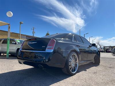 2012 Chrysler 300   - Photo 4 - Phoenix, AZ 85009