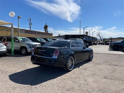 2012 Chrysler 300   - Photo 15 - Phoenix, AZ 85009