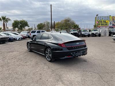 2021 Hyundai SONATA SEL Plus   - Photo 15 - Phoenix, AZ 85009