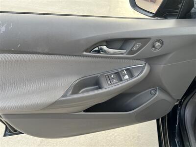 2018 Chevrolet Cruze LS Auto - Photo 10 - Phoenix, AZ 85009