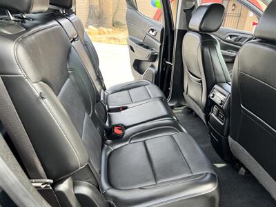 2021 GMC Acadia SLT   - Photo 15 - Phoenix, AZ 85009