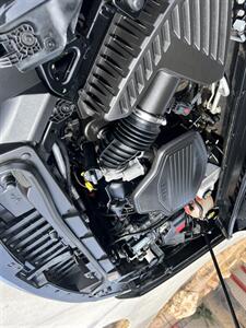 2021 GMC Acadia SLT   - Photo 17 - Phoenix, AZ 85009