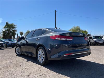 2018 Kia Optima EX   - Photo 3 - Phoenix, AZ 85009