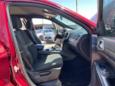 2020 Jeep Grand Cherokee Laredo E - Photo 8 - Phoenix, AZ 85009