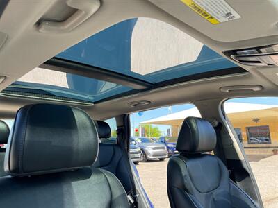 2022 Hyundai SANTA FE SEL   - Photo 11 - Phoenix, AZ 85009