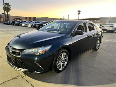 2017 Toyota Camry SE   - Photo 2 - Phoenix, AZ 85009