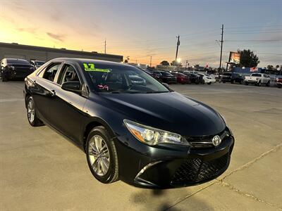 2017 Toyota Camry SE   - Photo 1 - Phoenix, AZ 85009