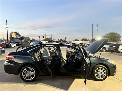 2017 Toyota Camry SE   - Photo 5 - Phoenix, AZ 85009