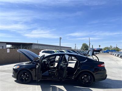 2016 Ford Fusion SE   - Photo 6 - Phoenix, AZ 85009