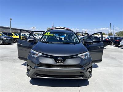 2017 Toyota RAV4 Limited   - Photo 4 - Phoenix, AZ 85009