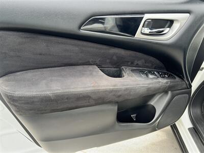 2015 Nissan Pathfinder S   - Photo 10 - Phoenix, AZ 85009