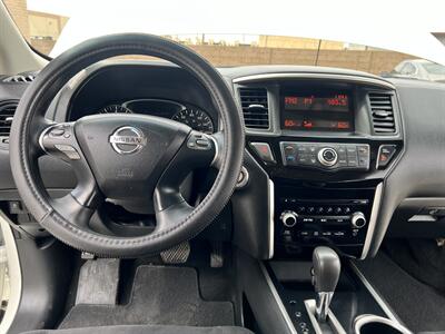 2015 Nissan Pathfinder S   - Photo 9 - Phoenix, AZ 85009