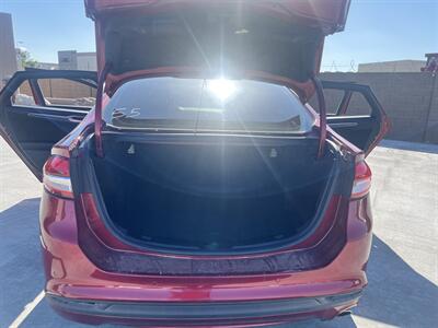 2017 Ford Fusion SE   - Photo 13 - Phoenix, AZ 85009