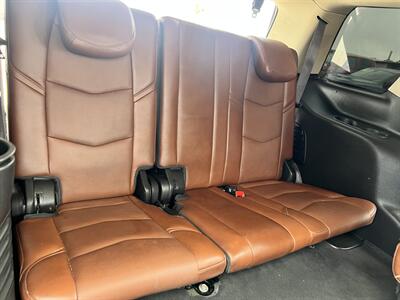 2017 Cadillac Escalade Premium Luxury   - Photo 14 - Phoenix, AZ 85009