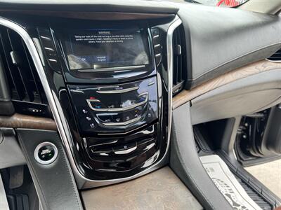 2017 Cadillac Escalade Premium Luxury   - Photo 9 - Phoenix, AZ 85009