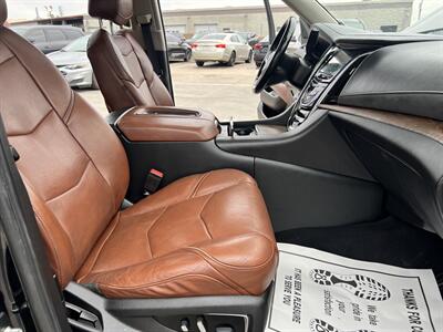 2017 Cadillac Escalade Premium Luxury   - Photo 16 - Phoenix, AZ 85009