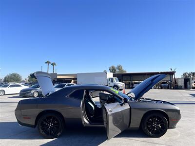 2018 Dodge Challenger R/T Plus   - Photo 5 - Phoenix, AZ 85009