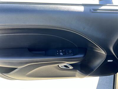 2018 Dodge Challenger R/T Plus   - Photo 10 - Phoenix, AZ 85009