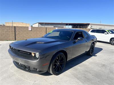 2018 Dodge Challenger R/T Plus   - Photo 2 - Phoenix, AZ 85009
