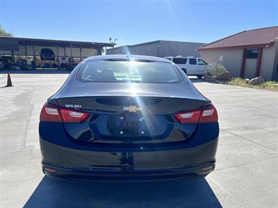 2023 Chevrolet Malibu LT   - Photo 3 - Phoenix, AZ 85009