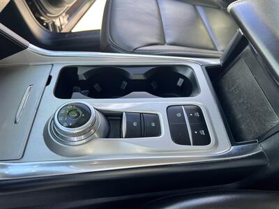 2022 Ford Explorer XLT   - Photo 10 - Phoenix, AZ 85009