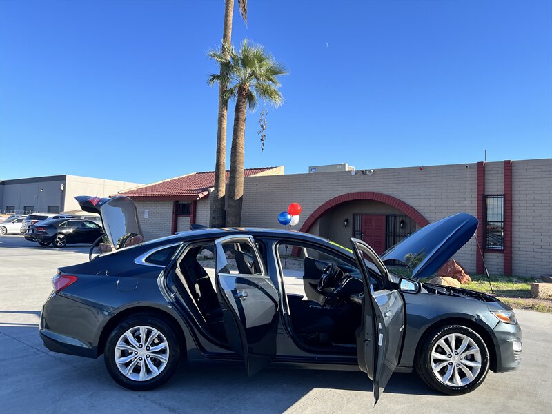 2020 Chevrolet Malibu 1LT photo 4