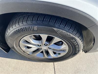 2020 Hyundai SANTA FE SEL   - Photo 17 - Phoenix, AZ 85009